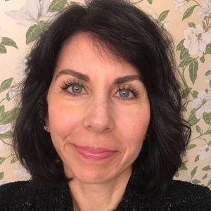 Meet your Posher, Evonne